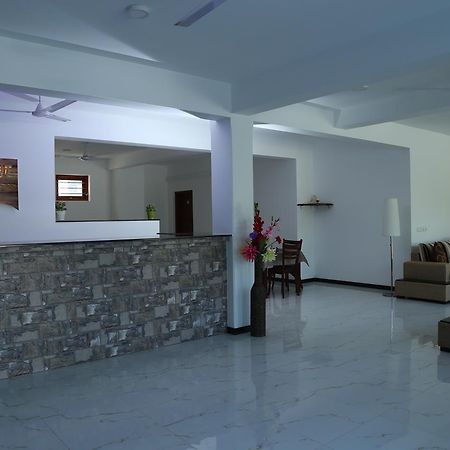 Hikka Regent Hotel Hikkaduwa Dış mekan fotoğraf