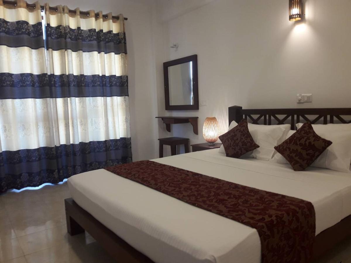 Hikka Regent Hotel Hikkaduwa Dış mekan fotoğraf