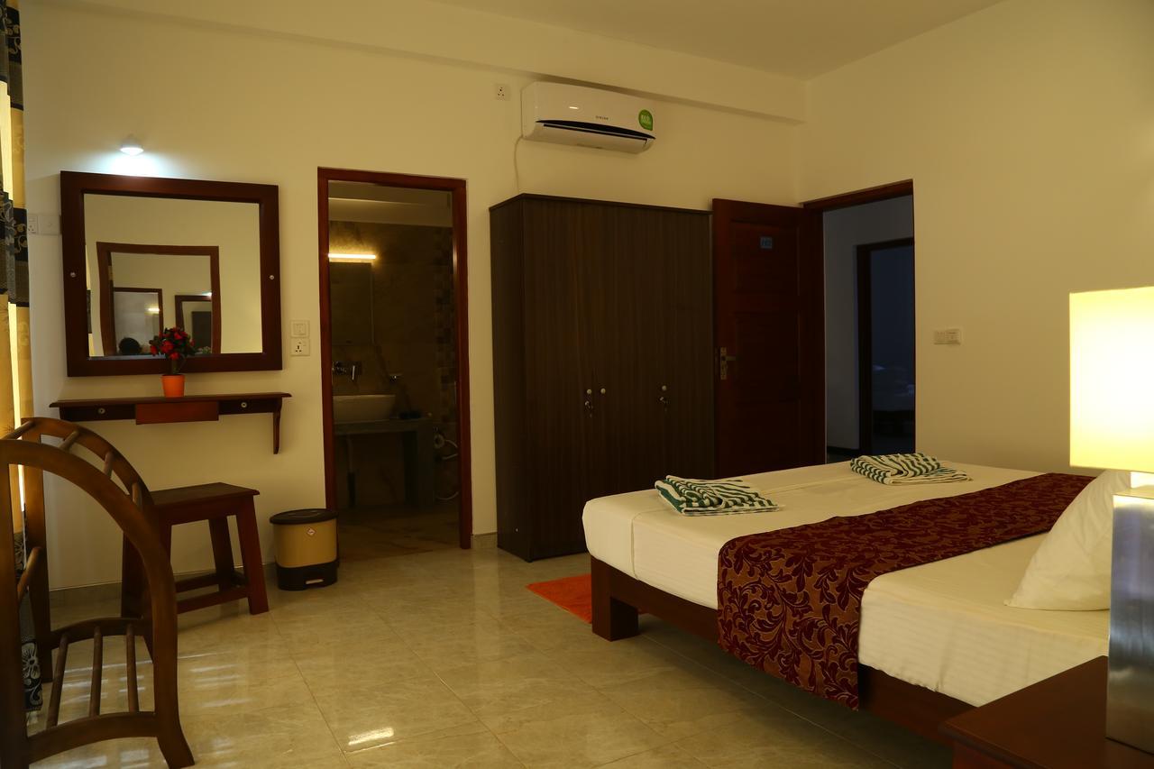 Hikka Regent Hotel Hikkaduwa Dış mekan fotoğraf