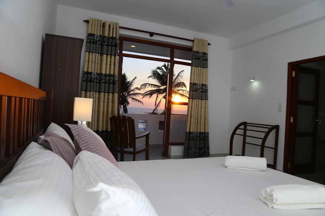 Hikka Regent Hotel Hikkaduwa Dış mekan fotoğraf