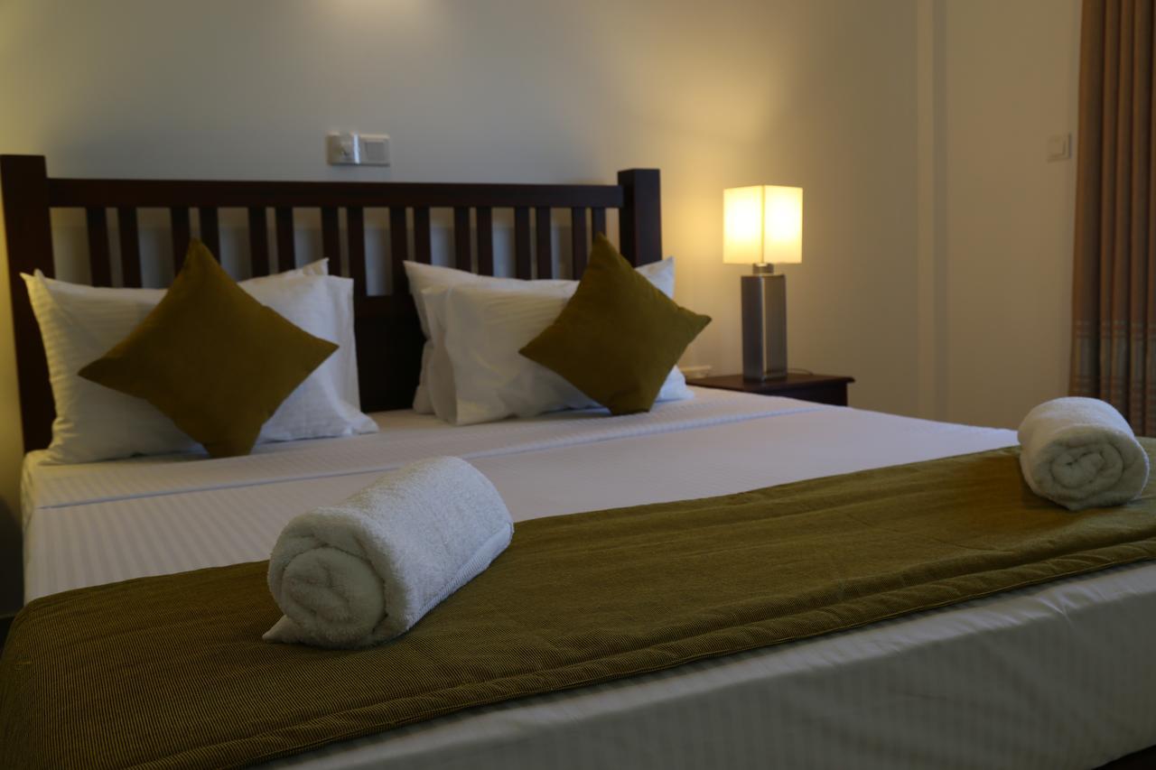 Hikka Regent Hotel Hikkaduwa Dış mekan fotoğraf